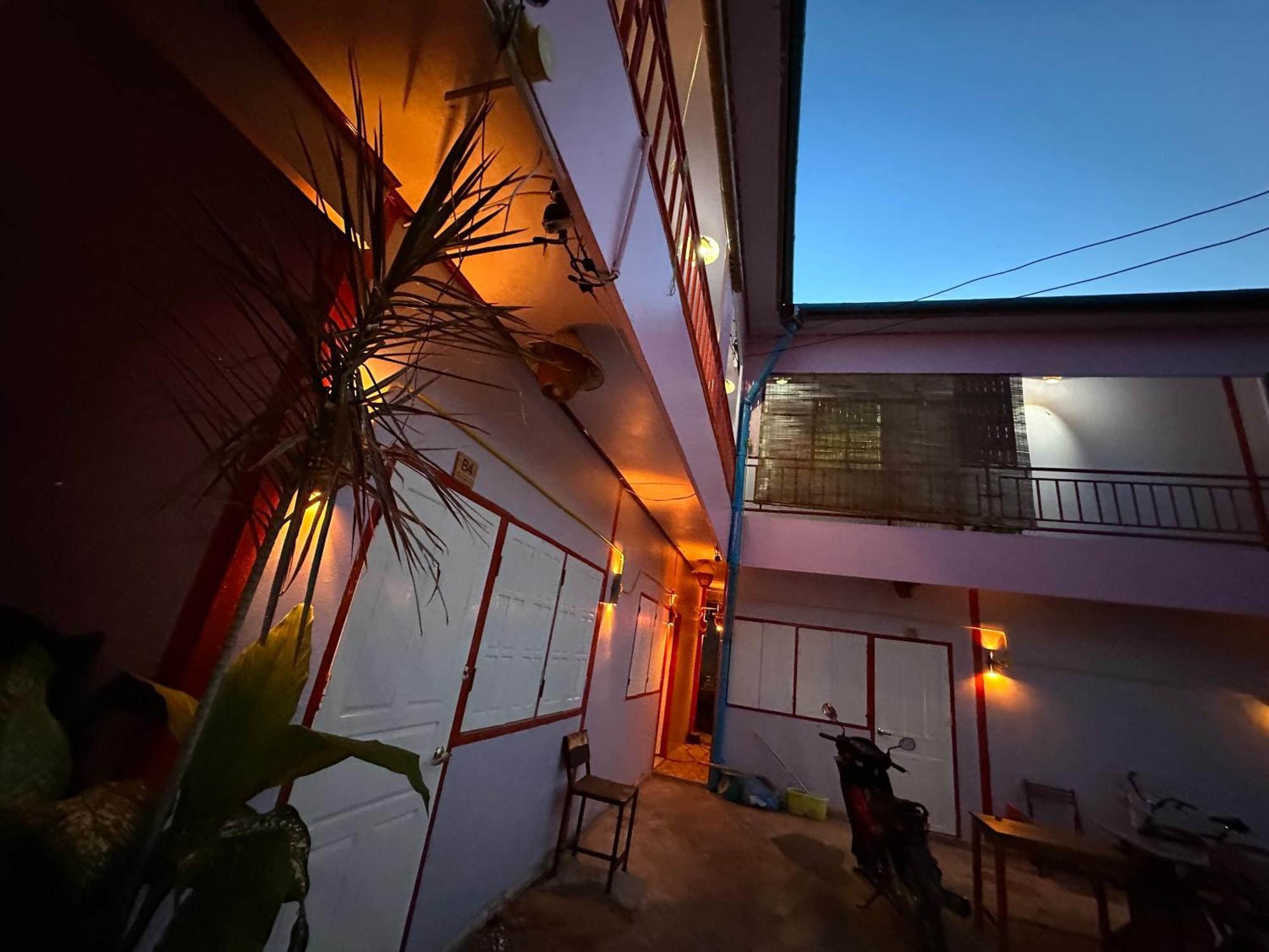 Heaven Guesthouse Pakse Exterior foto